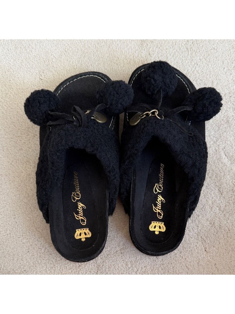 Rare NEW Juicy Couture Blaine Black Fuzzy Pom Charm Mules/clogs sz 5.5